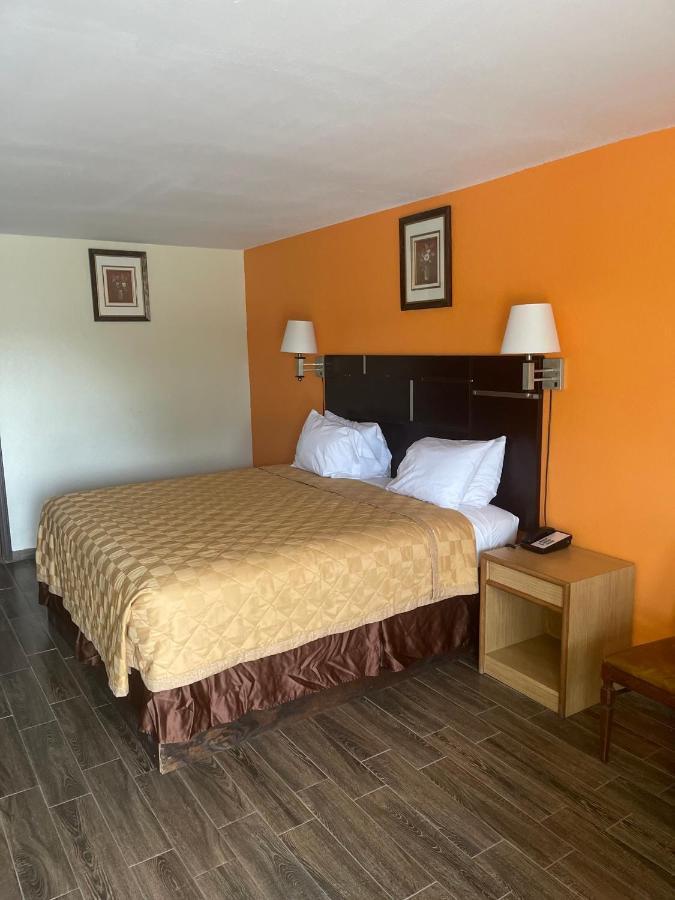 Homer Linder Motor Lodge מראה חיצוני תמונה